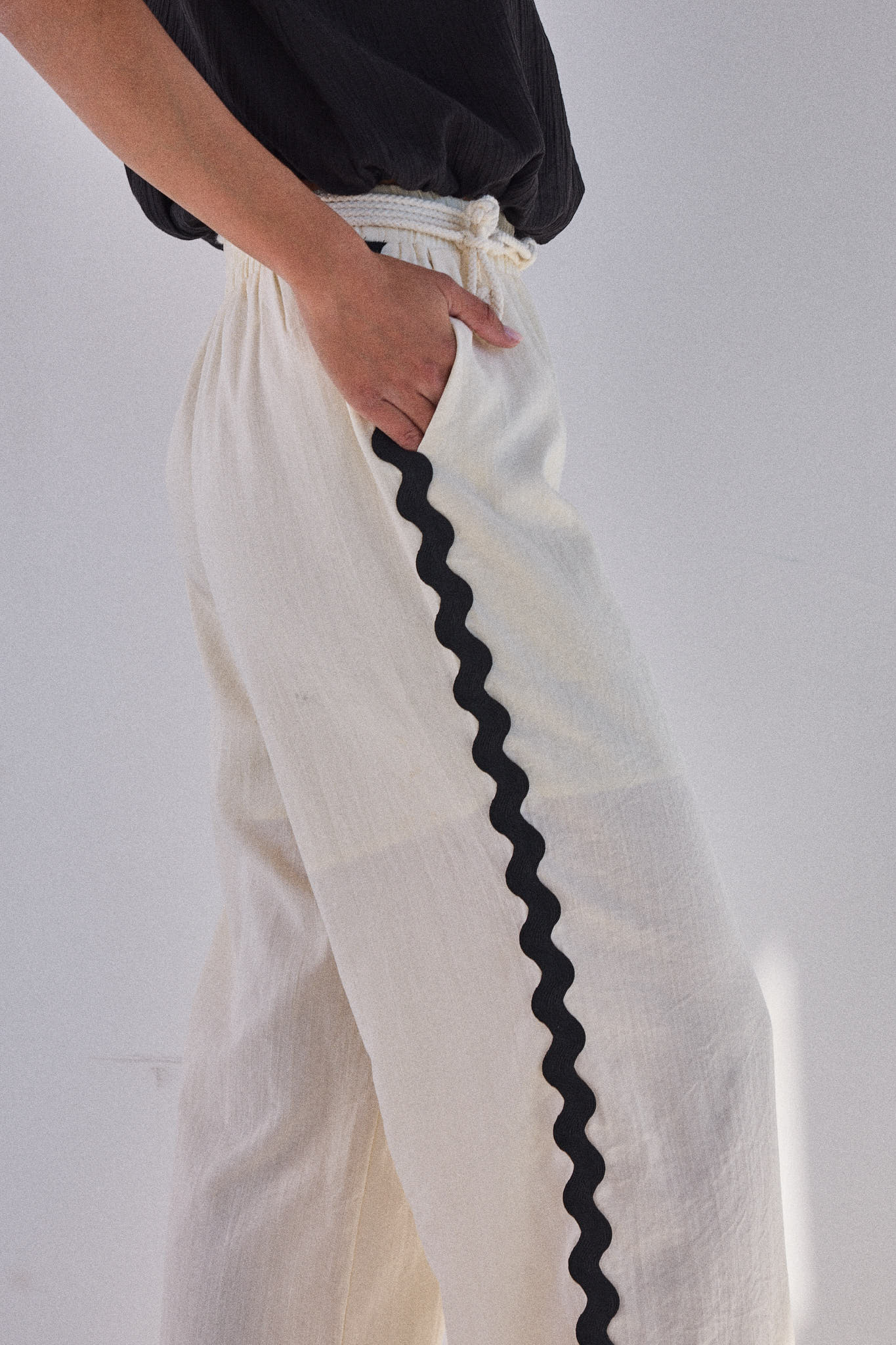 TESA - Ecru Flowy Trousers & Black Wave Stripe