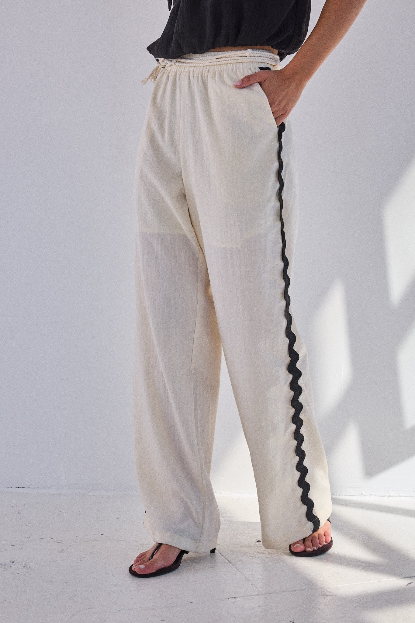 TESA - Ecru Flowy Trousers & Black Wave Stripe