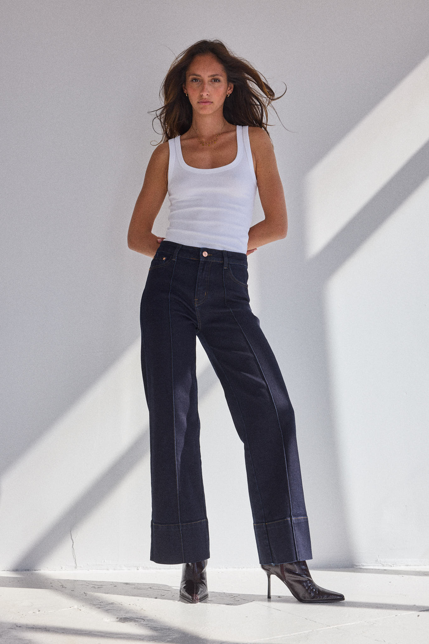 IRIS - Jean Straight & Box Pleats