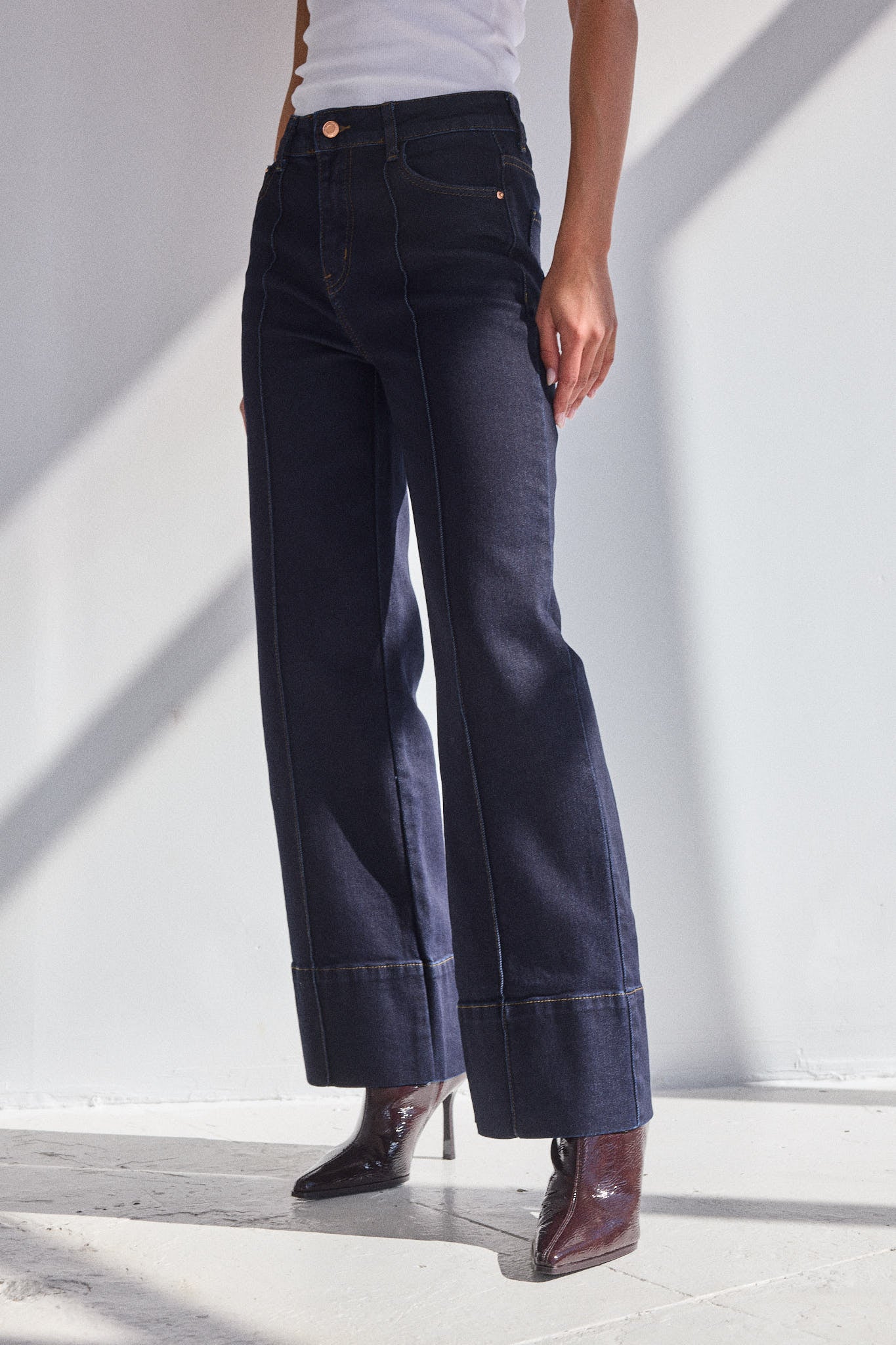IRIS - Jean Straight & Box Pleats