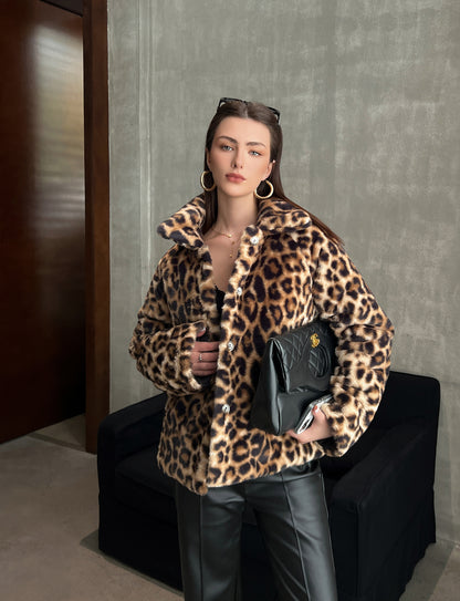 Reversible leopard quilted coat