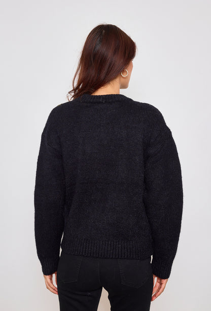 Round neck sweater