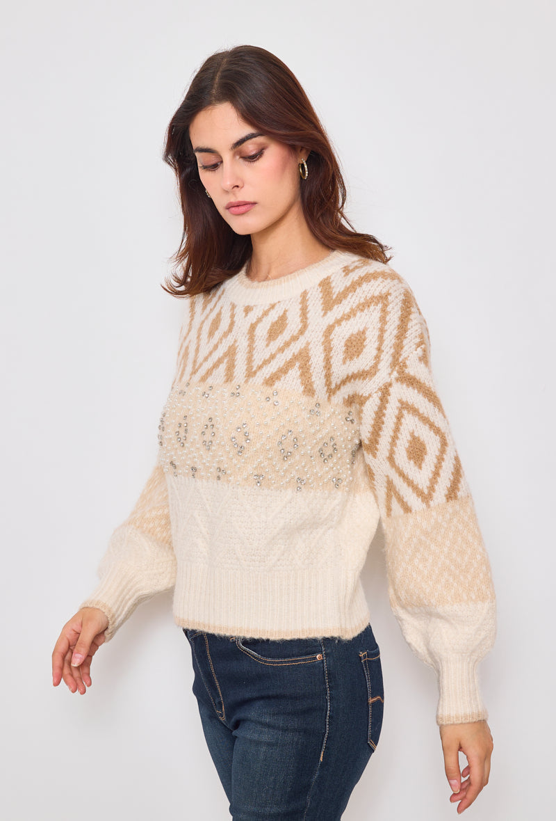 Pull à motifs et fantaisies