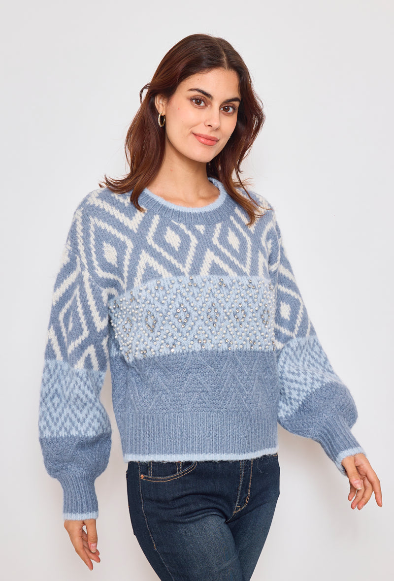 Pull à motifs et fantaisies