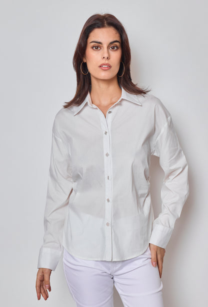 Chemise uni avec bouton strass