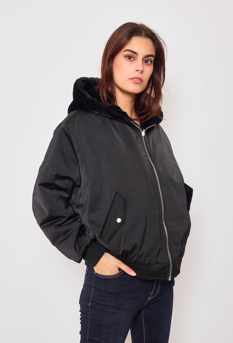 Bomber jacket with fur interior