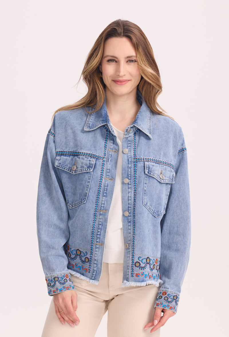 Chemise en jeans avec broderies