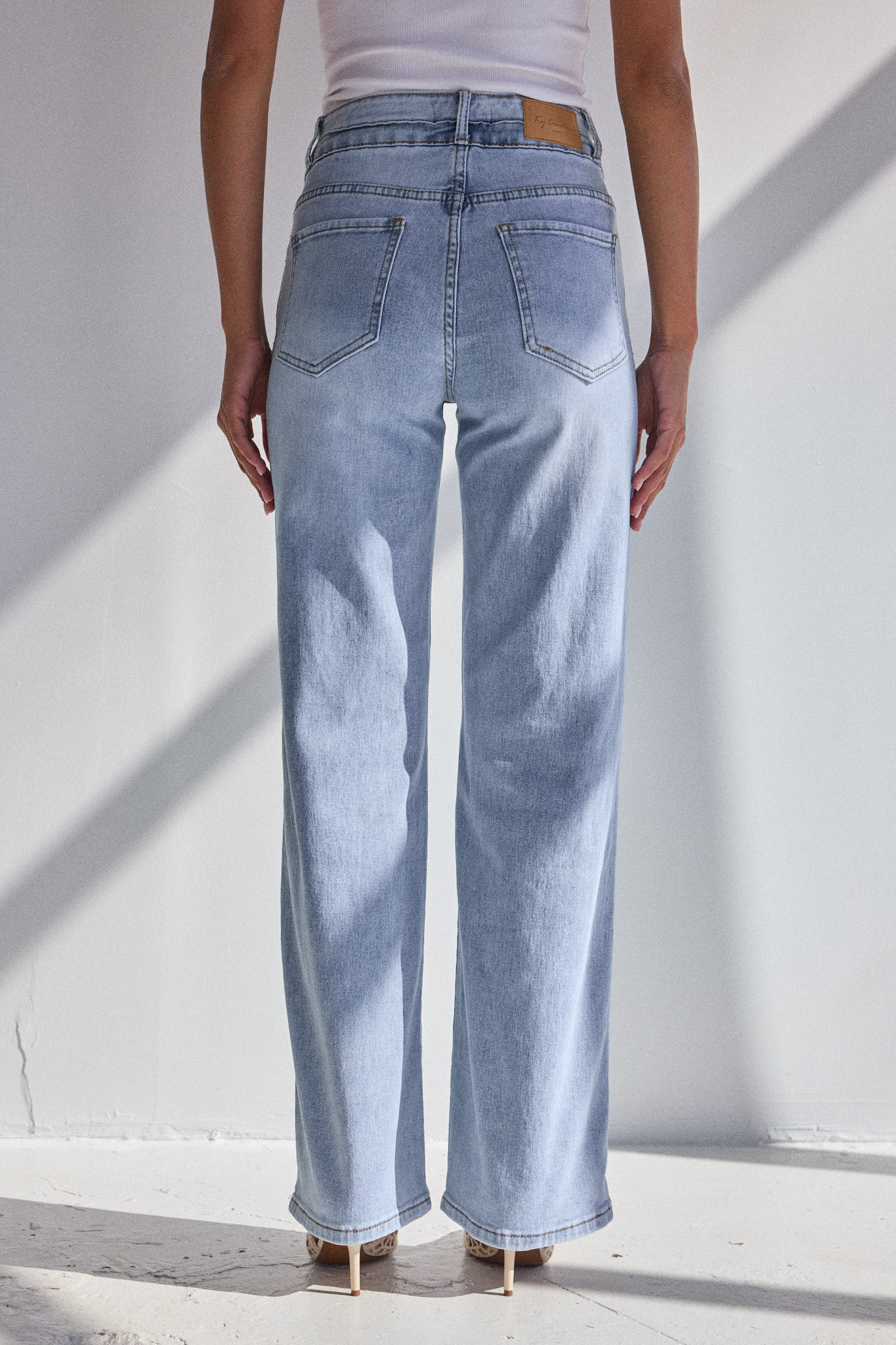 IRIS - Jean Droit Bleu Clair & Double Boutonnage