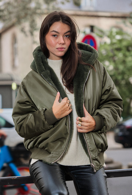 Bomber jacket with fur interior